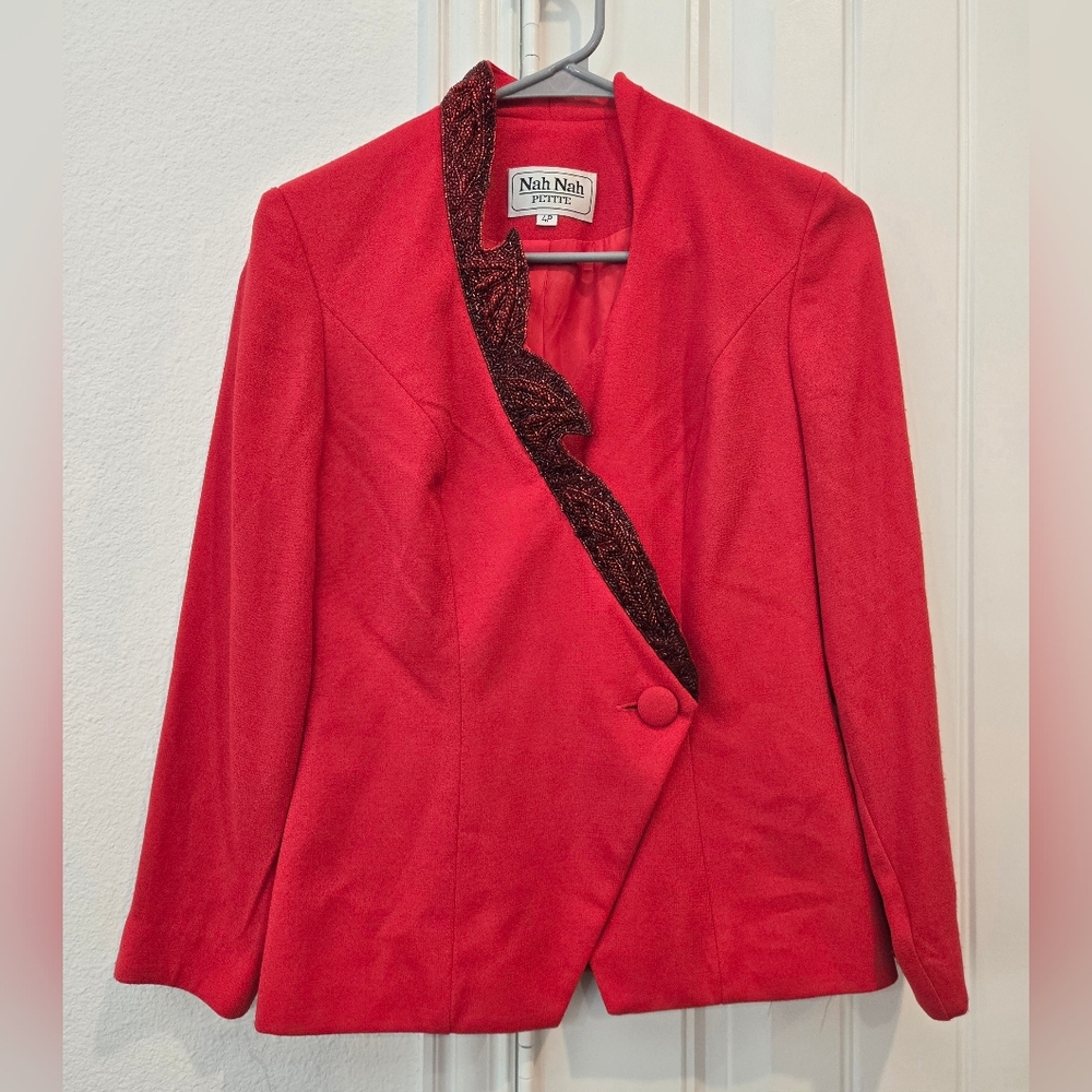 Vibrant Red‎ Asymmetrical Suit Jacket with Tailored Fit
